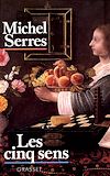 Le nouveau corps confie au sport son souffle, son coeur, sa sueur et ne travaille presque plus de force mais sur des codes ; sanitaire et aseptique, rectifié par les remèdes et la prédiction médicale, il repousse la mort de trente ans et l antique souffrance quasi définitivement ; diététique, grignotant des calories du bout des dents, il absorbe ce que ses pères n auraient pas reconnu pour nourriture ni pour breuvage ; nu et libre sur les plages mixtes, le nouveau corps sexuel se reproduit peu et artificiellement parfois ; toutes nouveautés contrebalancées par les squelettes ravagés d épidémies sans recours, se multipliant et mourant par millions vers l hémisphère Sud, livrés à toutes les horreurs dont nous nous délivrons ; comment ces corps si vite changés en moins d un demi-siècle habiteraient-ils le même monde, sentiraient-ils par les mêmes sens, logeraient-ils la même âme ou une semblable langue que l ancienne chair accablée de poids et de nécessités, malade, sale, affamée ou repue, verbeuse, soumise au l