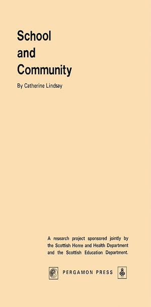 Téléchargez le livre :  School and Community