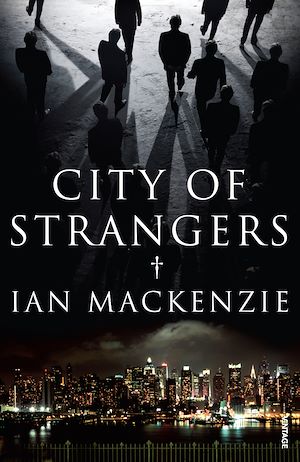 Téléchargez le livre :  City of Strangers