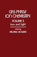 Télécharger le livre :  Ions and Light