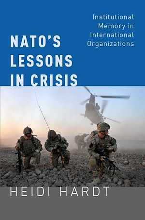 Téléchargez le livre :  NATO's Lessons in Crisis