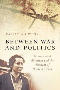 Téléchargez le livre :  Between War and Politics