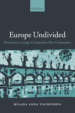 Télécharger le livre :  Europe Undivided