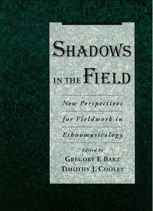 Téléchargez le livre :  Shadows in the Field