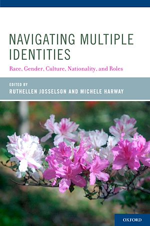 Téléchargez le livre :  Navigating Multiple Identities