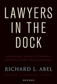 Téléchargez le livre :  Lawyers in the Dock