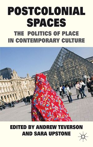 Téléchargez le livre :  Postcolonial Spaces