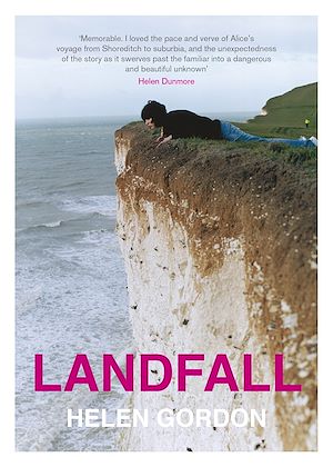 Téléchargez le livre :  Landfall