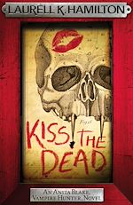 Télécharger le livre :  Kiss the Dead