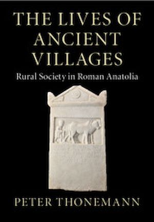 Téléchargez le livre :  The Lives of Ancient Villages
