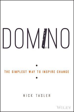 Téléchargez le livre :  Domino