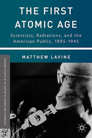 Téléchargez le livre :  The First Atomic Age