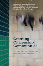 Télécharger le livre :  Creating Citizenship Communities