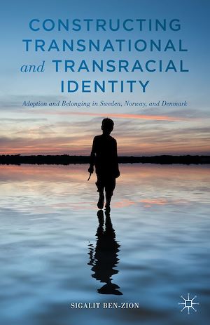 Téléchargez le livre :  Constructing Transnational and Transracial Identity