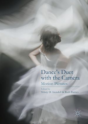 Téléchargez le livre :  Dance's Duet with the Camera