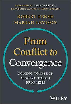 Téléchargez le livre :  From Conflict to Convergence