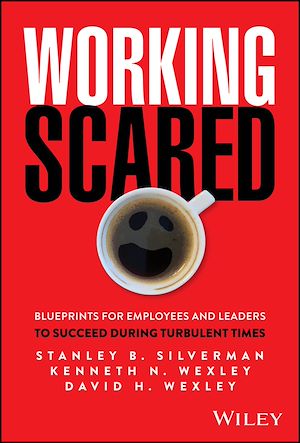 Téléchargez le livre :  Working Scared