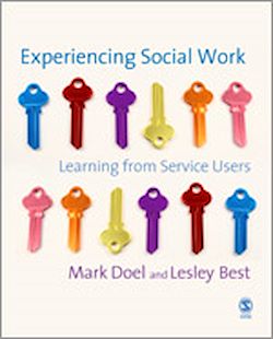 Télécharger le livre :  Experiencing Social Work