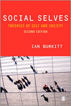Télécharger le livre :  Social Selves