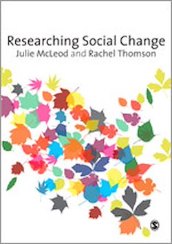 Télécharger le livre :  Researching Social Change
