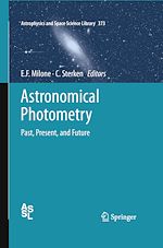 Télécharger le livre :  Astronomical Photometry
