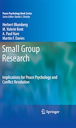 Télécharger le livre :  Small Group Research