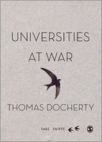 Téléchargez le livre :  Universities at War
