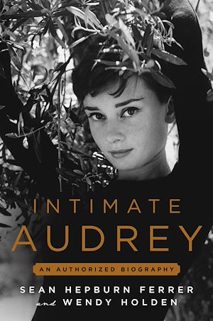 Téléchargez le livre :  Intimate Audrey