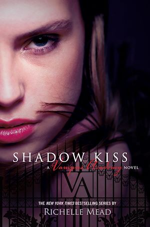 Téléchargez le livre :  Shadow Kiss