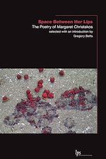 Télécharger le livre :  Space Between Her Lips
