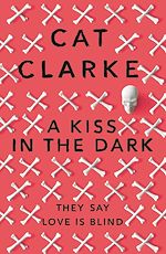 Télécharger le livre :  A Kiss in the Dark