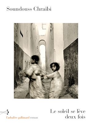 Téléchargez le livre :  Le soleil se lève deux fois