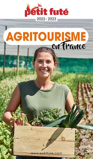 Téléchargez le livre :  AGRITOURISME 2022/2023 Petit Futé