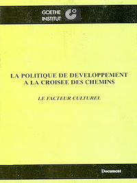 Télécharger le livre :  La politique de développement à la croisée des chemins