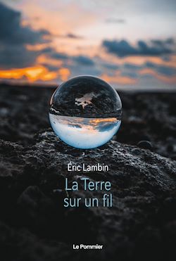 Télécharger le livre :  La Terre sur un fil