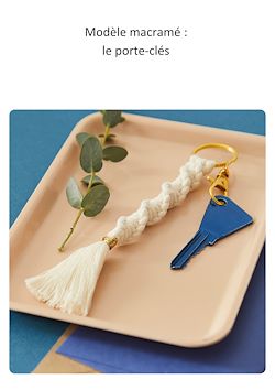 Télécharger le livre :  Modèle macramé : le porte-clés