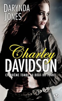 Télécharger le livre :  Charley Davidson, T5 : Cinquième tombe au bout du tunnel