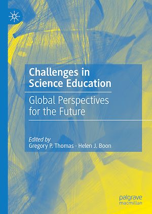 Téléchargez le livre :  Challenges in Science Education
