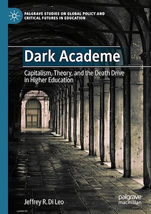 Téléchargez le livre :  Dark Academe