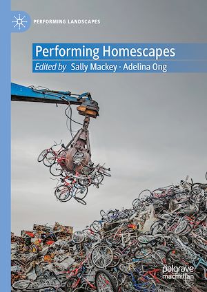 Téléchargez le livre :  Performing Homescapes