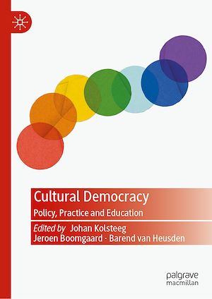 Téléchargez le livre :  Cultural Democracy