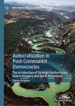 Téléchargez le livre :  Autocratization in Post-Communist Democracies