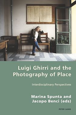 Télécharger le livre :  Luigi Ghirri and the Photography of Place