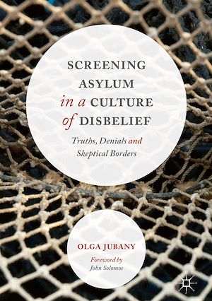 Téléchargez le livre :  Screening Asylum in a Culture of Disbelief