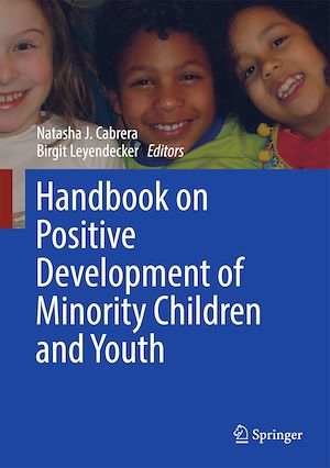 Téléchargez le livre :  Handbook on Positive Development of Minority Children and Youth