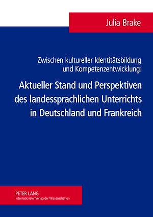 Téléchargez le livre :  Zwischen kultureller Identitaetsbildung und Kompetenzentwicklung