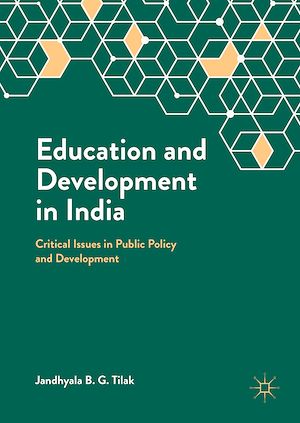Téléchargez le livre :  Education and Development in India