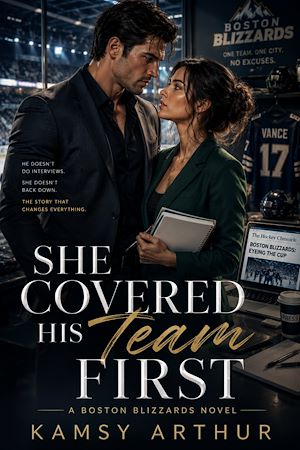 Téléchargez le livre :  She Covered His Team First